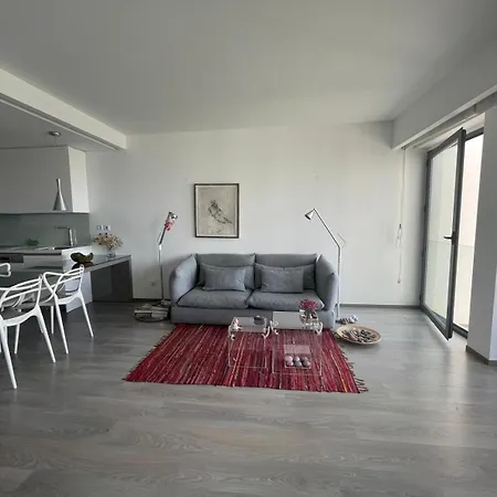 Del Mar Village, T1, Garca