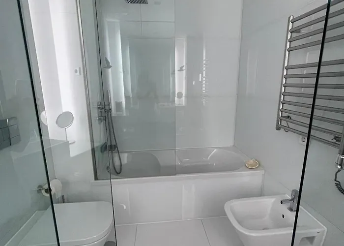 Del Mar Village, T1, Garca